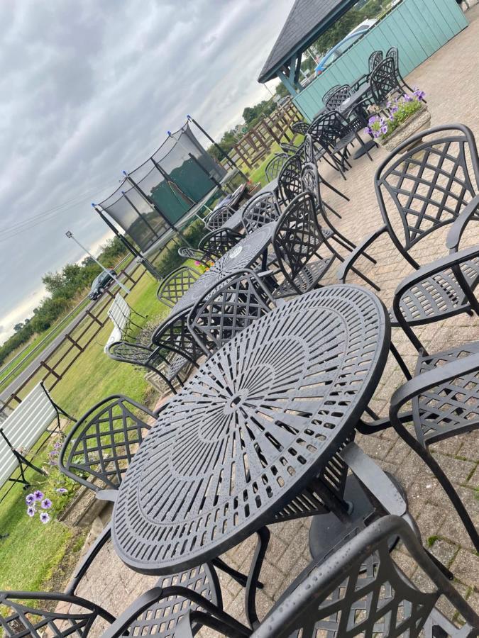 Rokeby Inn Newsham エクステリア 写真